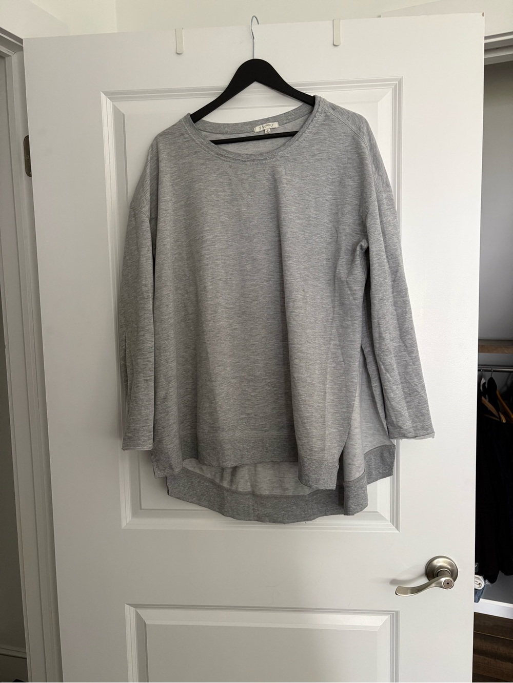 Z Supply Heather Gray “The Weekender” Relaxed Crewneck Pullover